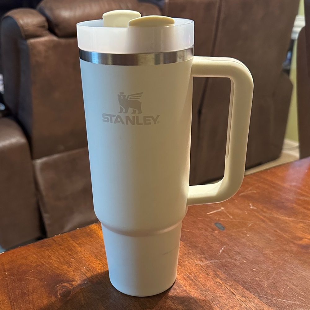 Stanley Cream Mug with Handle